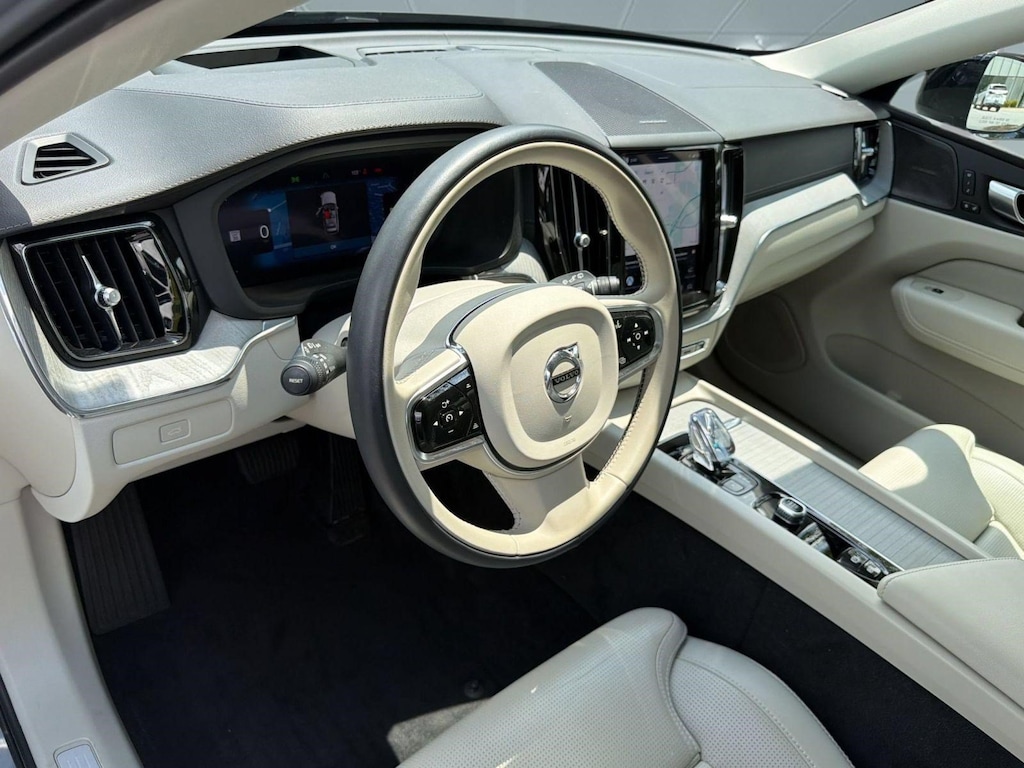 Certified 2024 Volvo XC60 B5 Ultimate SUV