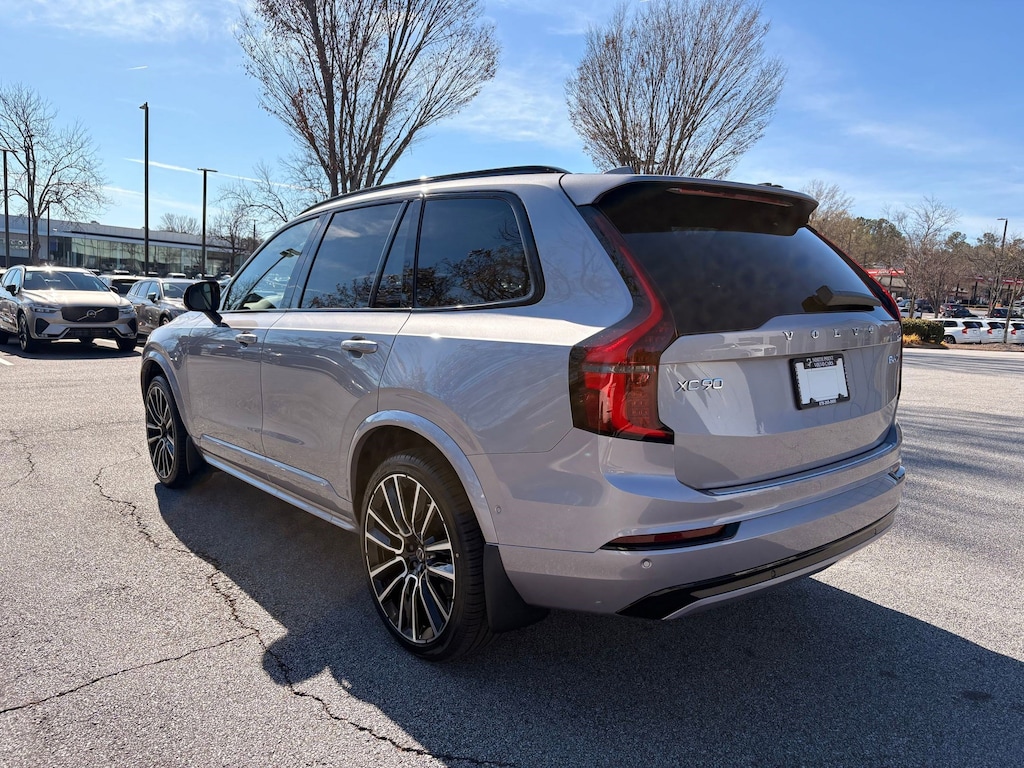 New 2026 Volvo XC90 B6 Ultra Dark Theme 7-Seater SUV