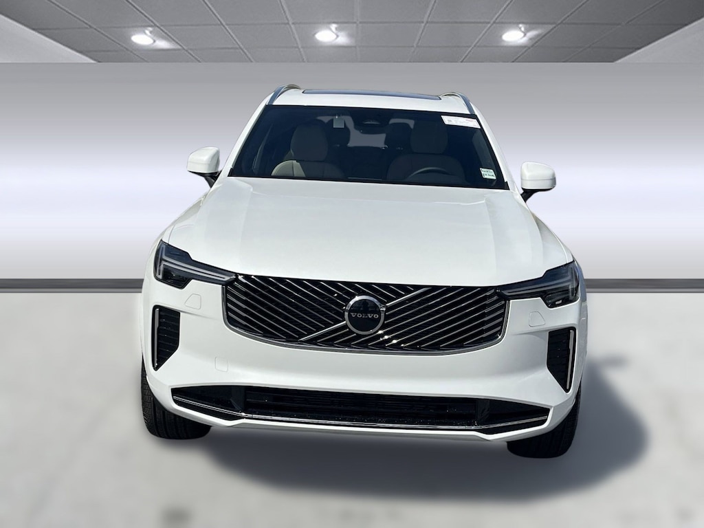 Certified 2025 Volvo XC90 B6 Core 7 Passenger (2025.5) 2025.5 B6 AWD Core 7-Seater