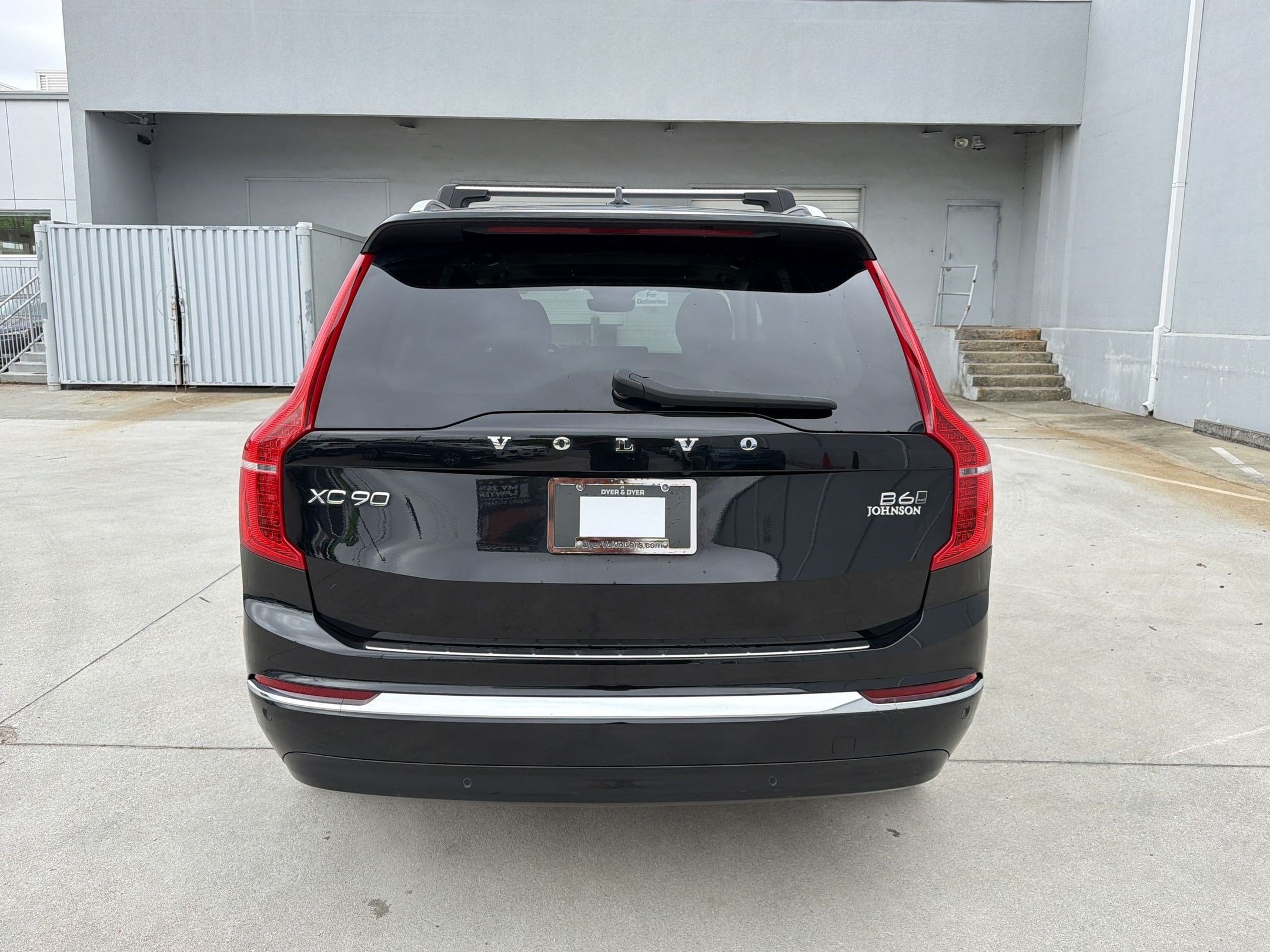 2023 Volvo XC90 Plus - Photo 10