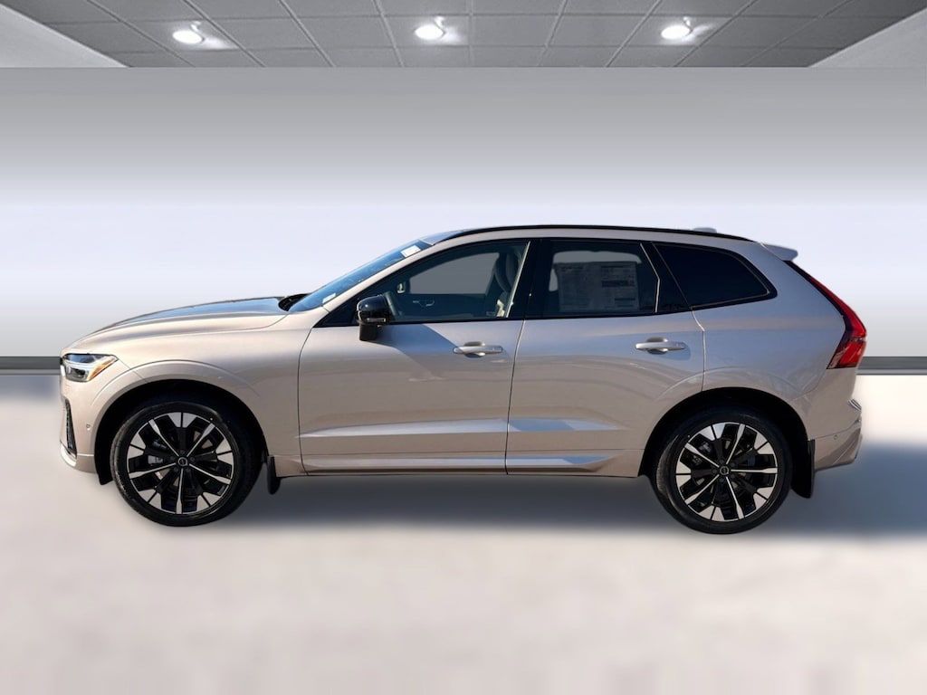 New 2026 Volvo XC60 B5 Plus SUV