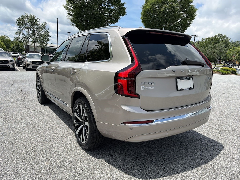 New 2026 Volvo XC90 B5 Core SUV