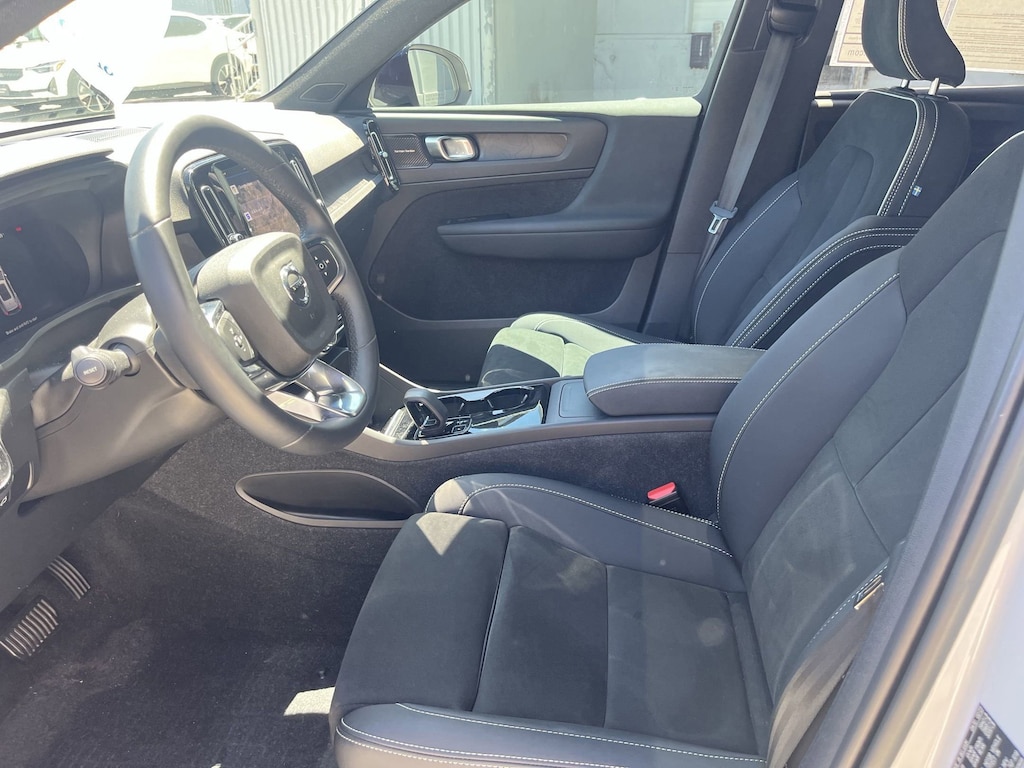 Certified 2023 Volvo XC40 Recharge Pure Electric Ultimate Twin eAWD Ultimate