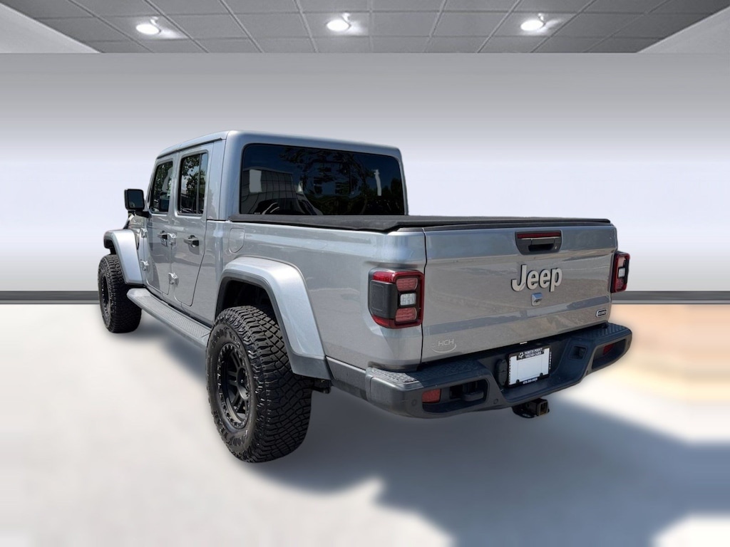 Used 2020 Jeep Gladiator Overland Truck Crew Cab