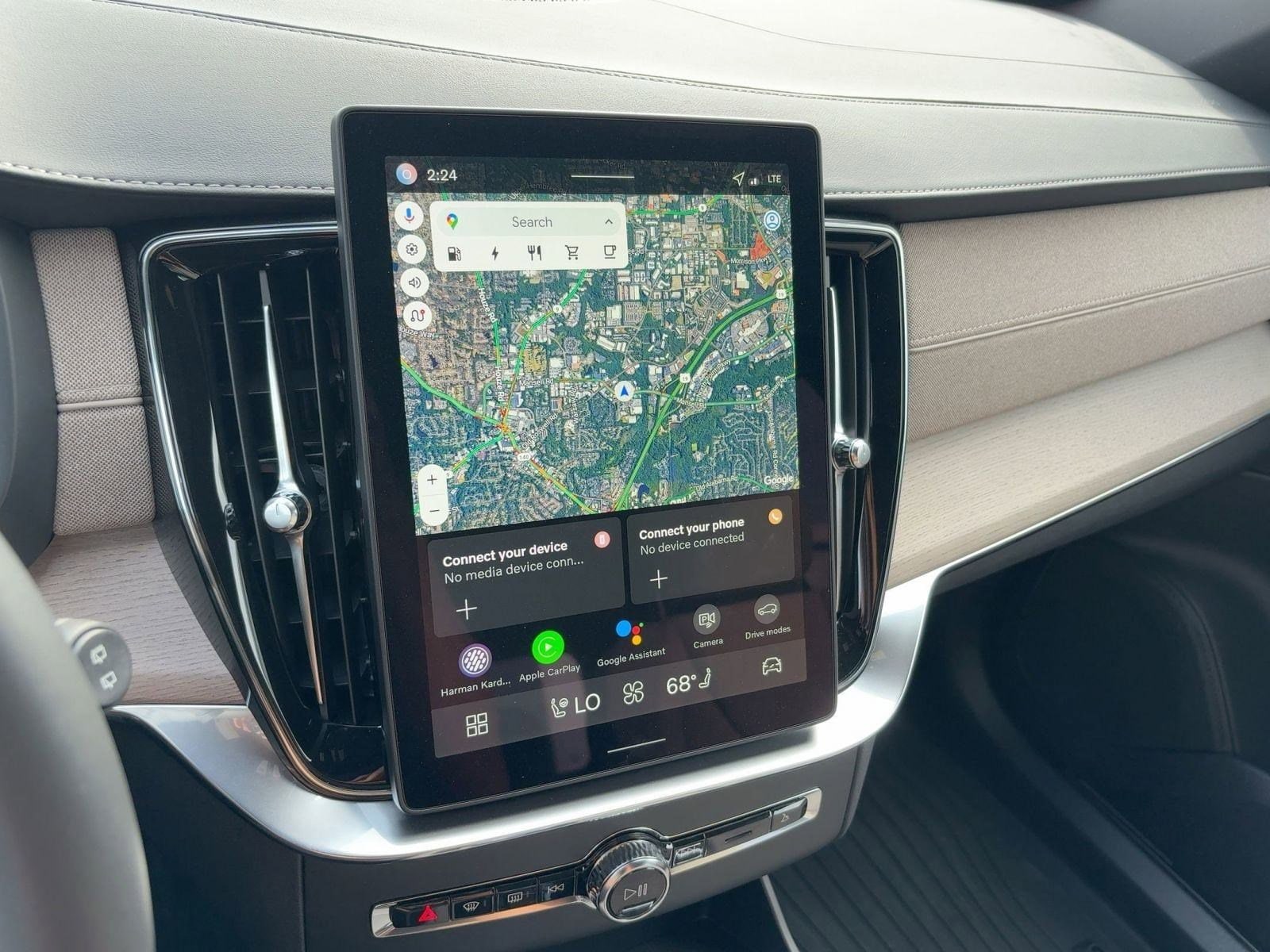 2026 Volvo XC90 Plus - Photo 23