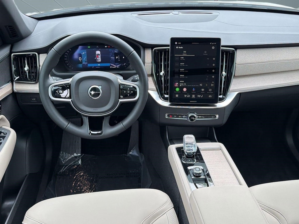 New 2026 Volvo XC90 B6 Plus 7-Seater SUV