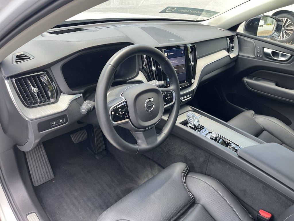 Certified 2025 Volvo XC60 Recharge Plug-In Hybrid T8 Ultra T8 AWD Ultra