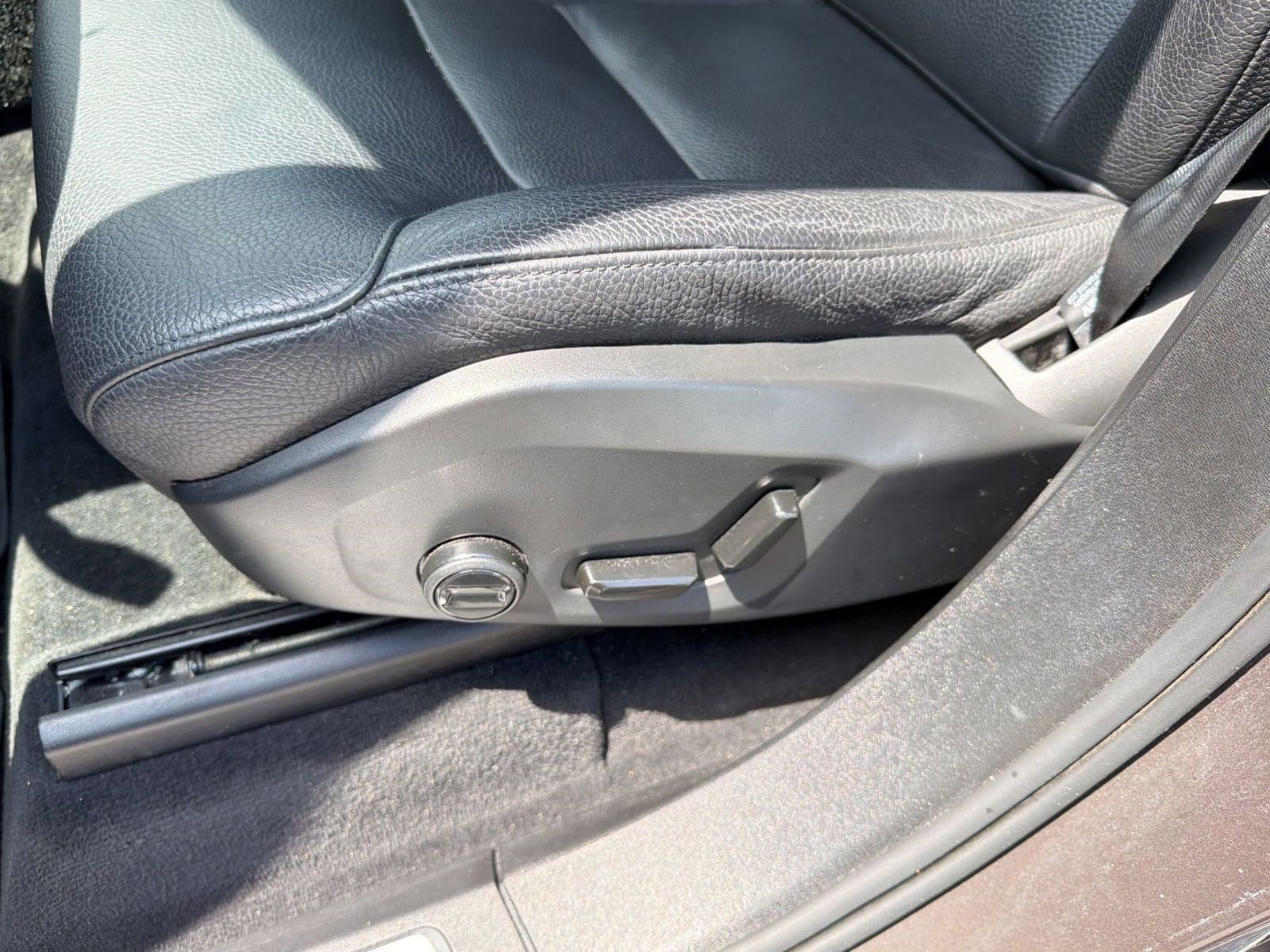 2023 Volvo XC90 Plus - Photo 14