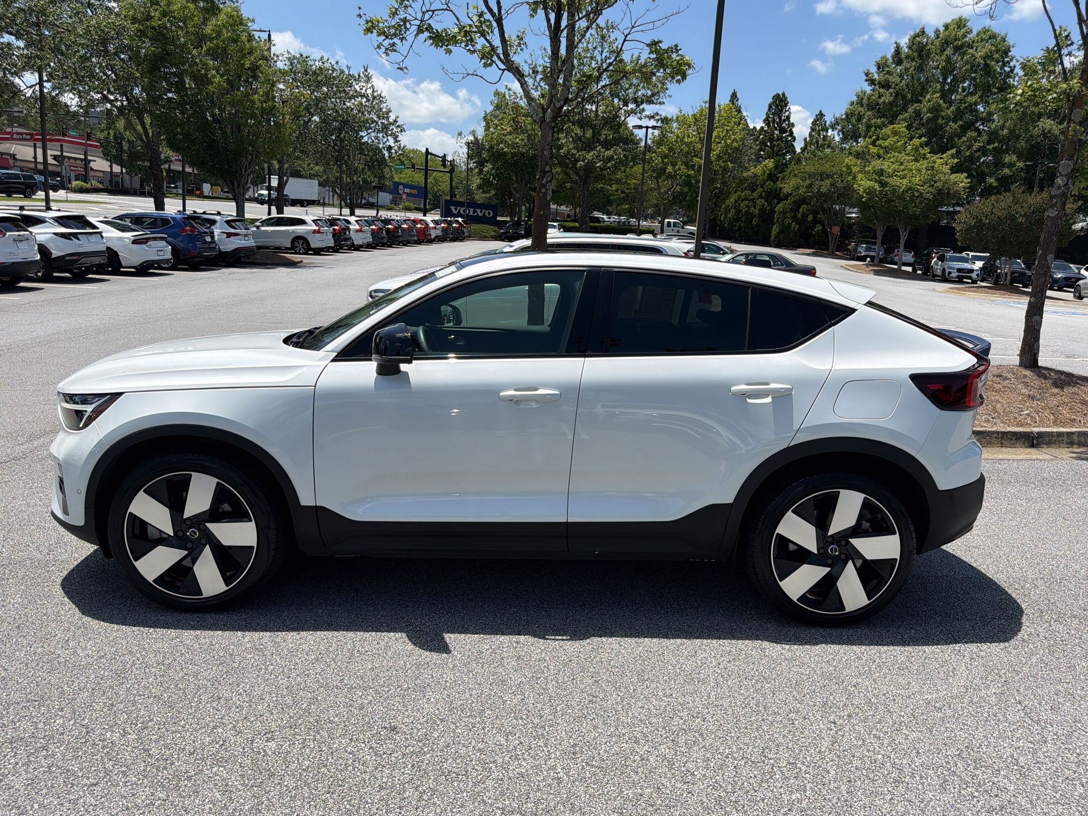 Used 2024 Volvo C40 Ultimate with VIN YV4EH3BM0R2095741 for sale in Alpharetta, GA