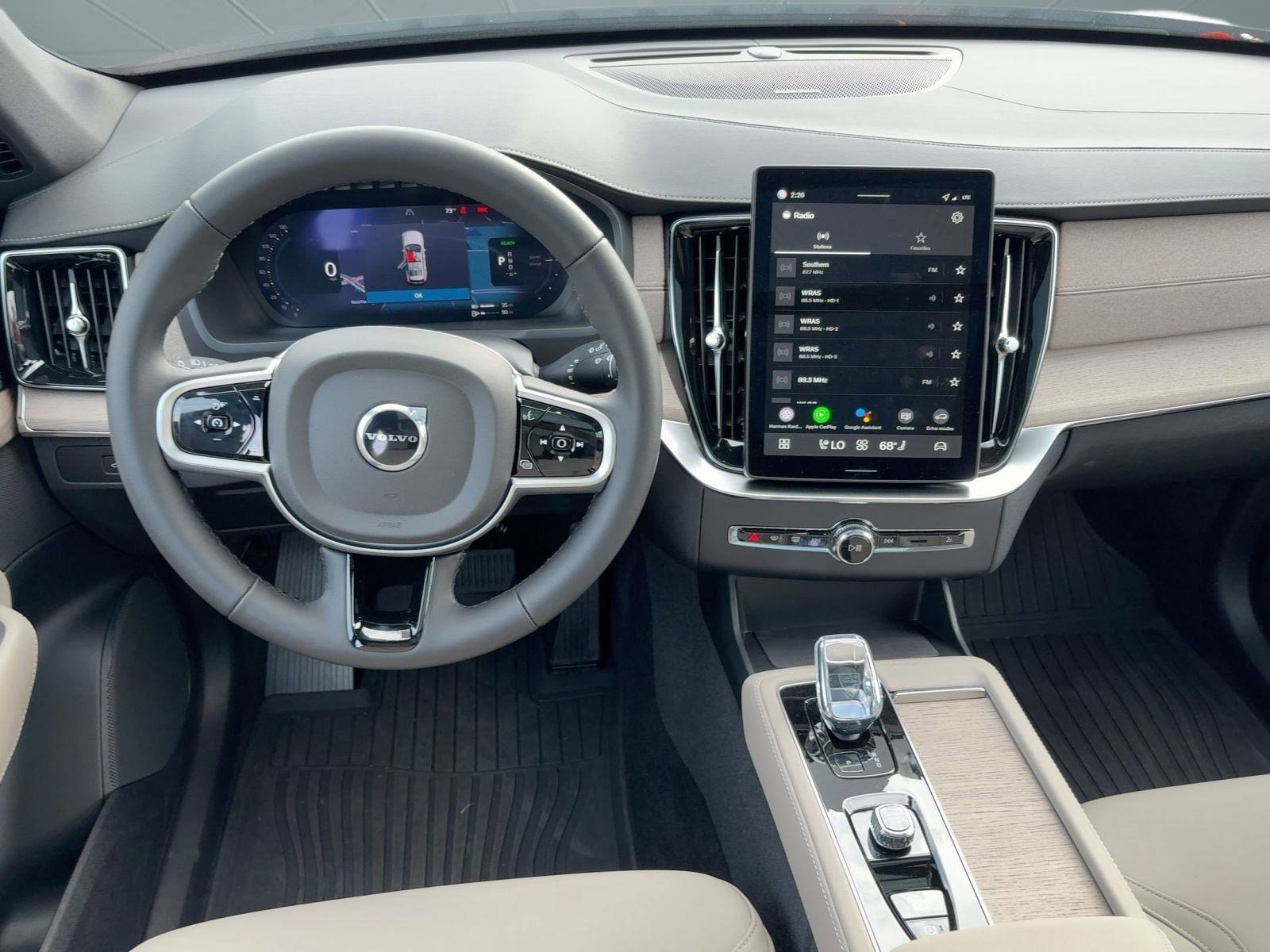 2026 Volvo XC90 Plus - Photo 28