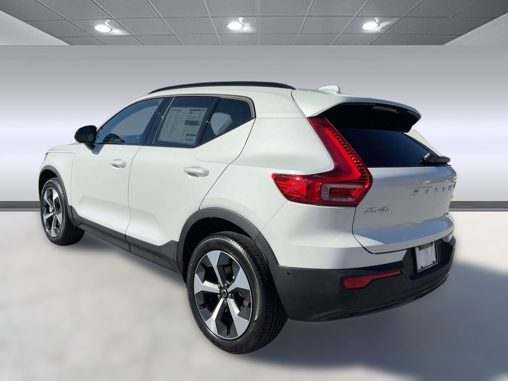 New 2026 Volvo XC40 B5 Plus SUV