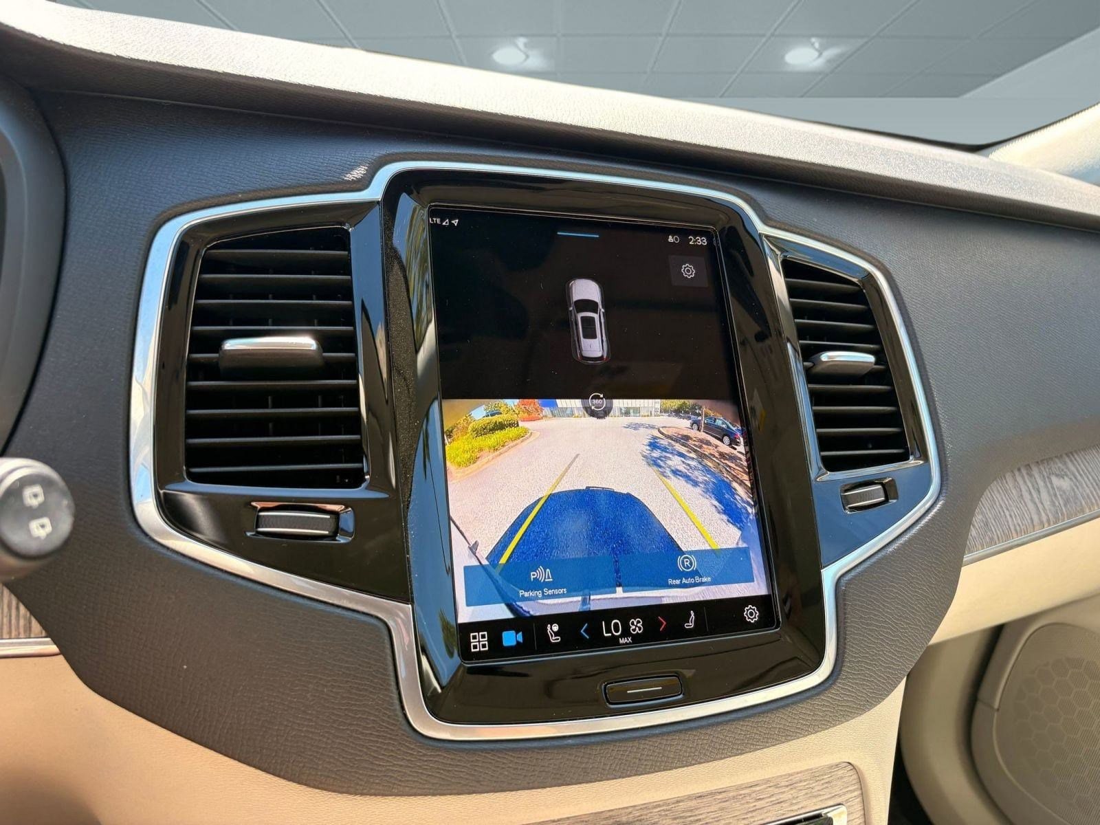 2024 Volvo XC90 B5 AWD Plus photo 5