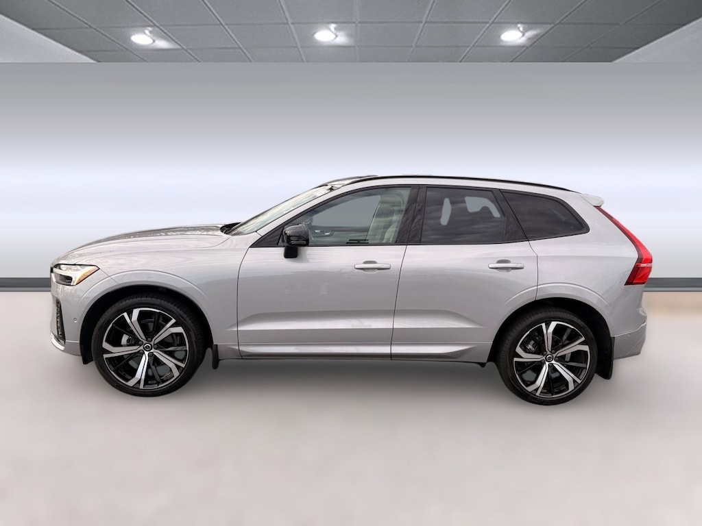Certified 2023 Volvo XC60 B5 Ultimate B5 FWD Ultimate Dark Theme