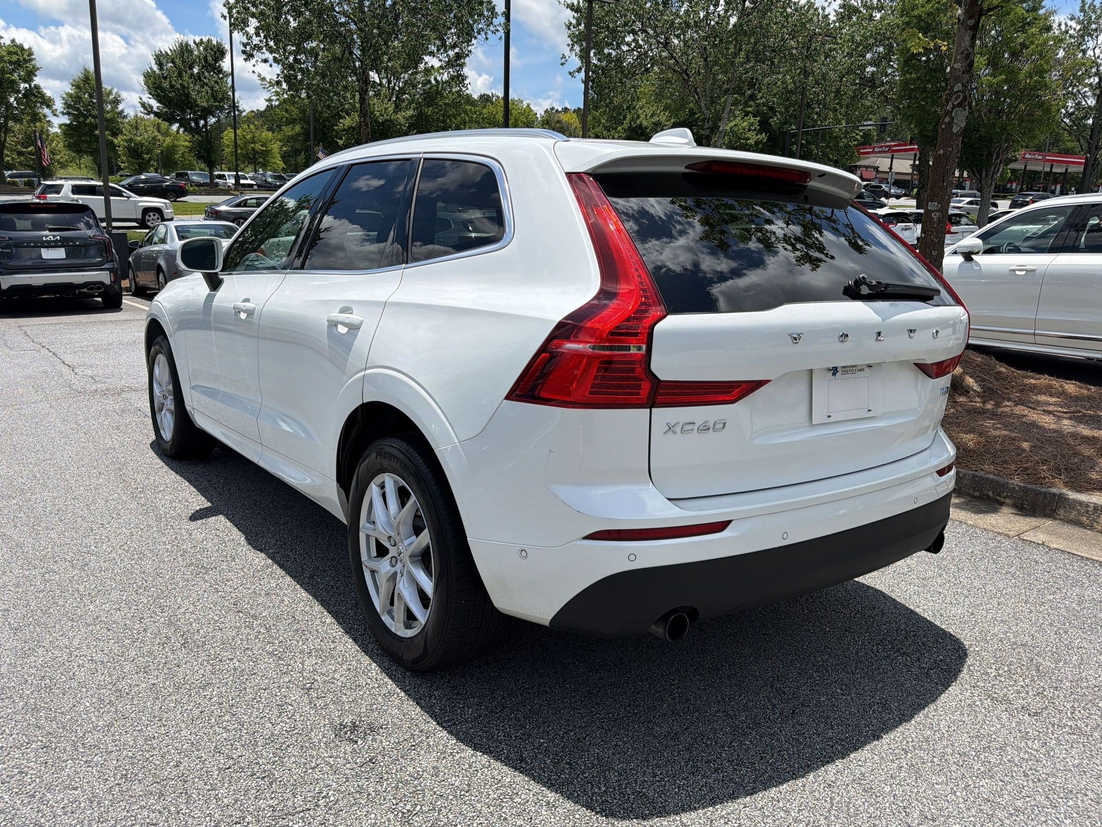 XC60 T5 Momentum SUV