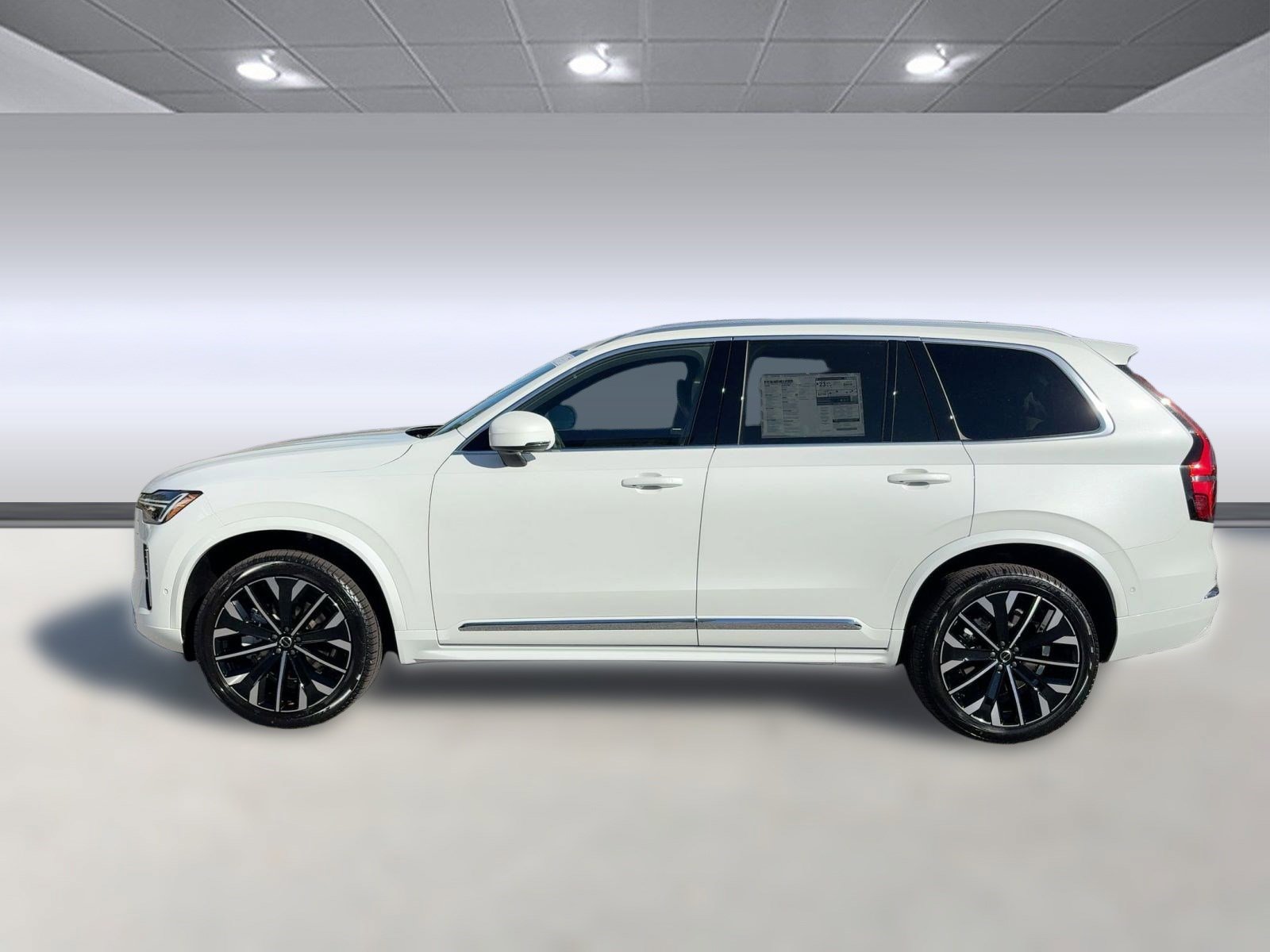 2026 Volvo XC90 photo 2
