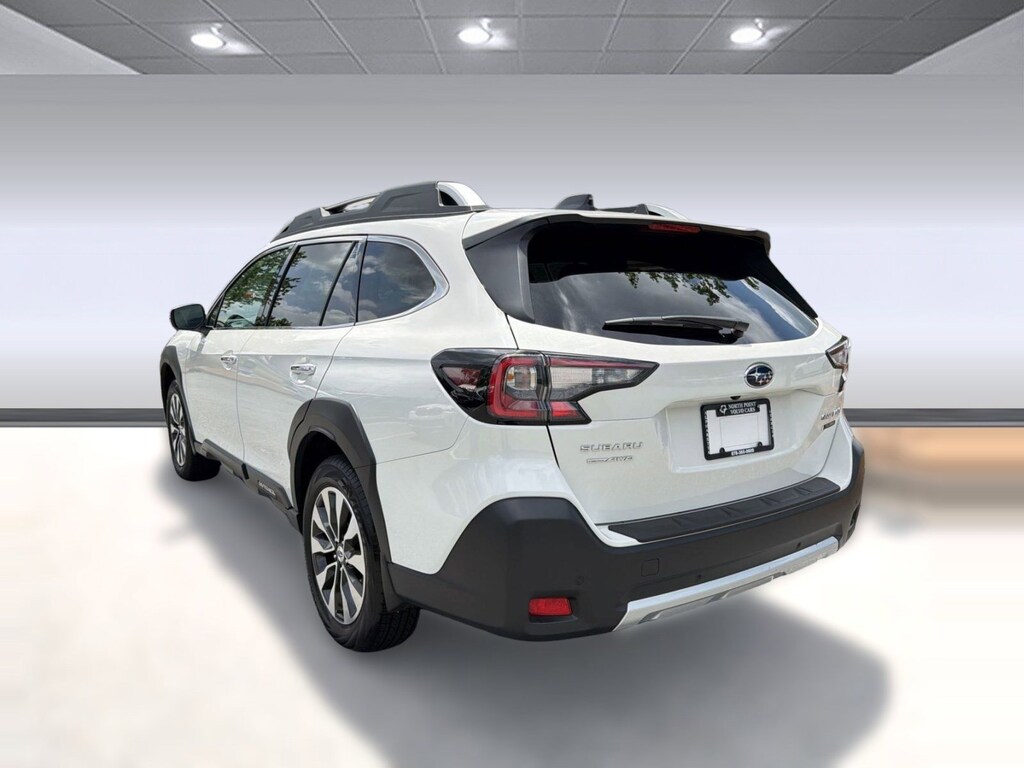 Used 2025 Subaru Outback Touring SUV