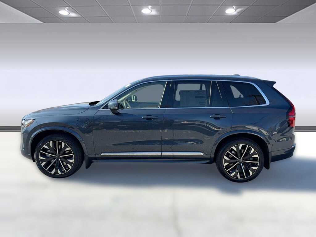 New 2026 Volvo XC90 plug-in hybrid T8 Ultra 7-Seater SUV