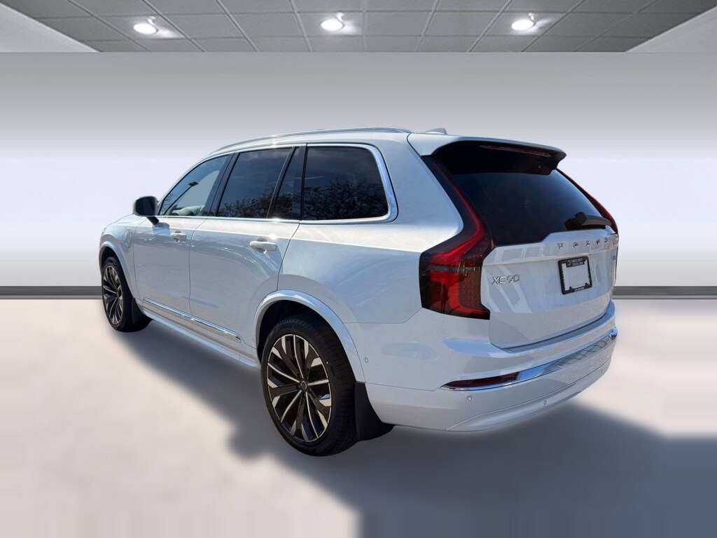 New 2026 Volvo XC90 plug-in hybrid T8 Plus 7-Seater SUV
