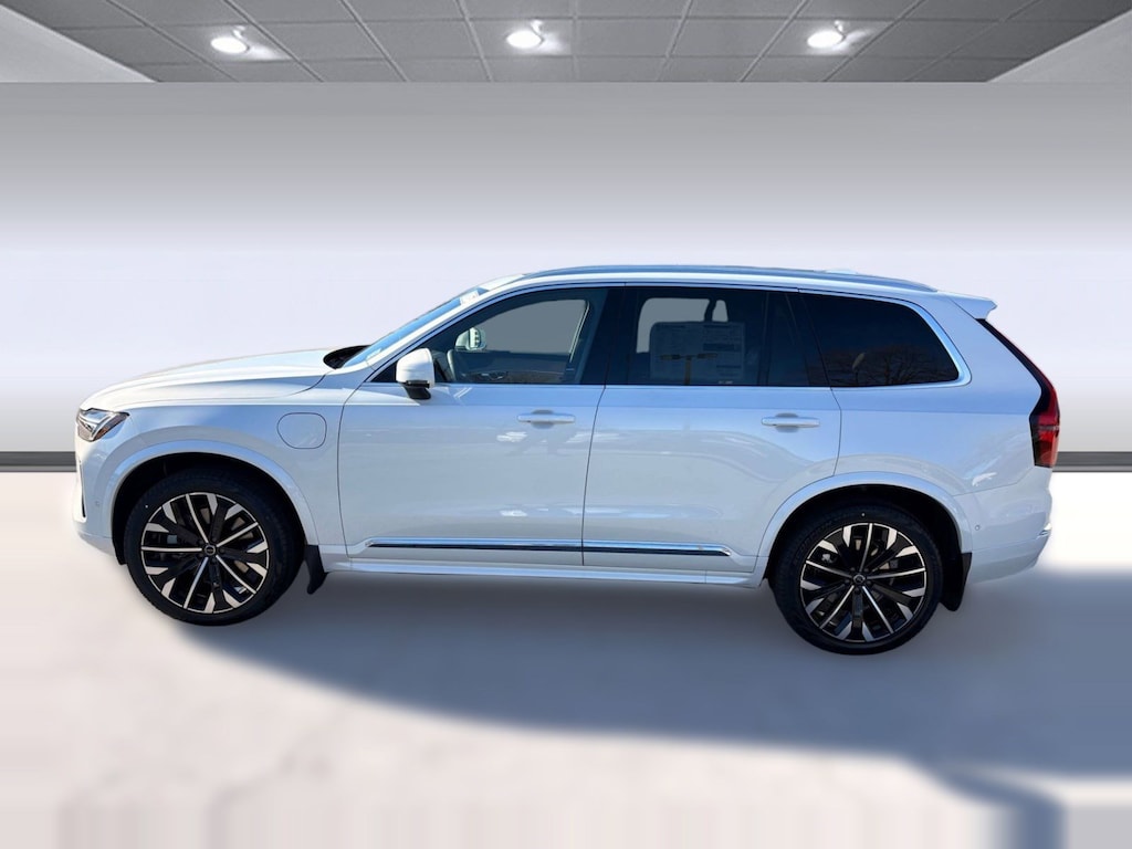 New 2026 Volvo XC90 plug-in hybrid T8 Plus 7-Seater SUV