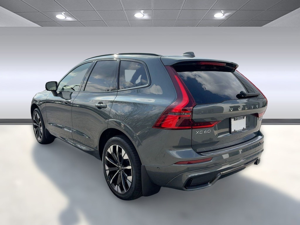 New 2026 Volvo XC60 B5 Plus SUV