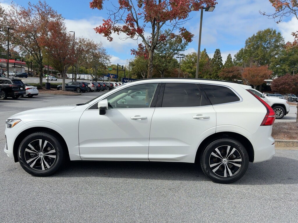 Certified 2023 Volvo XC60 Core B5 FWD Core