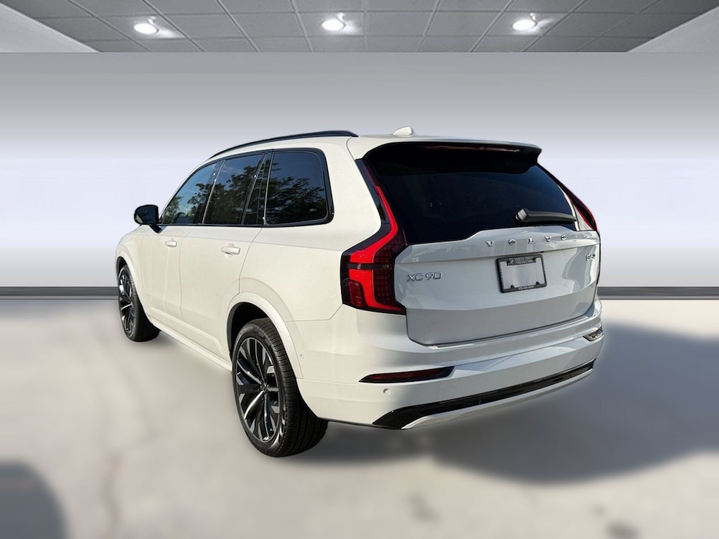 New 2027 Volvo XC90 B6 Ultra Dark Theme 7-Seater SUV