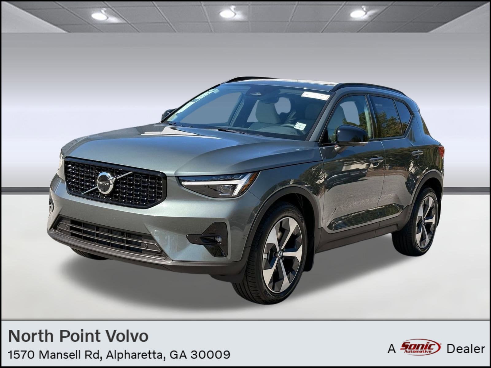 2026 Volvo XC40 Plus's photo