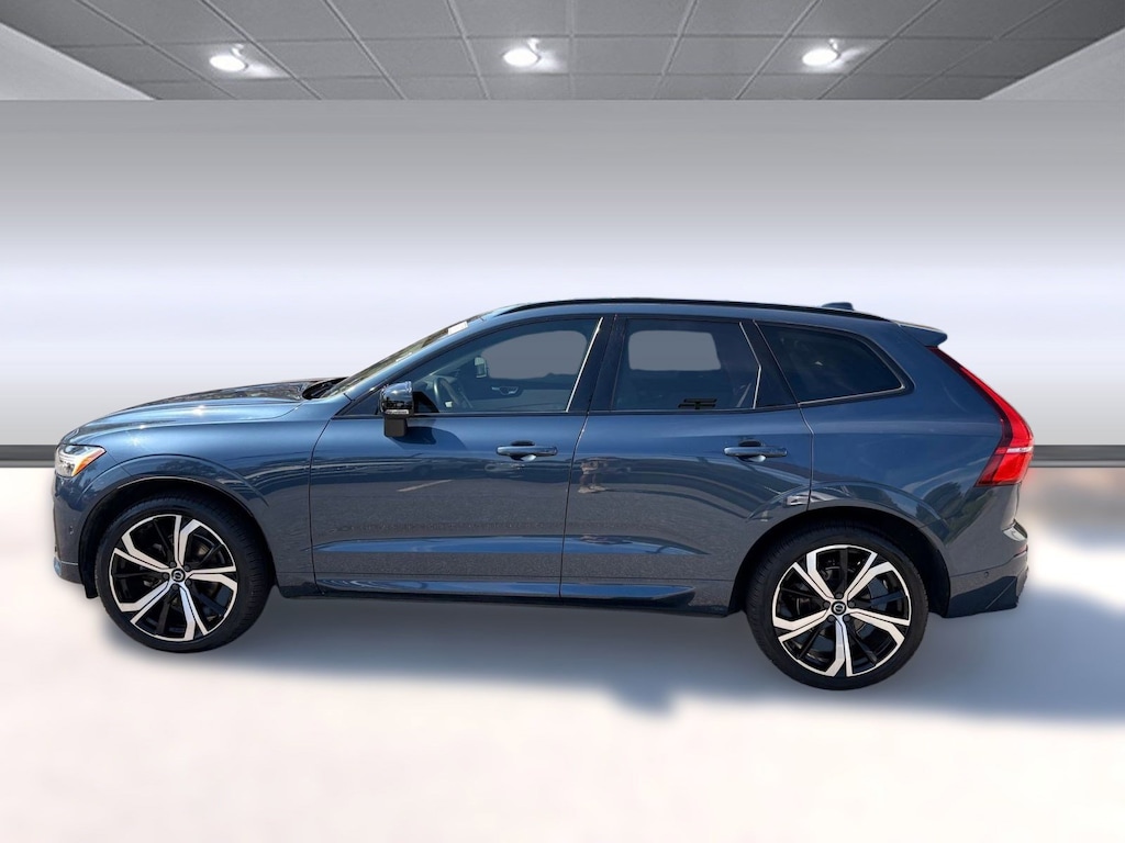 Certified 2023 Volvo XC60 B5 Ultimate B5 FWD Ultimate Dark Theme
