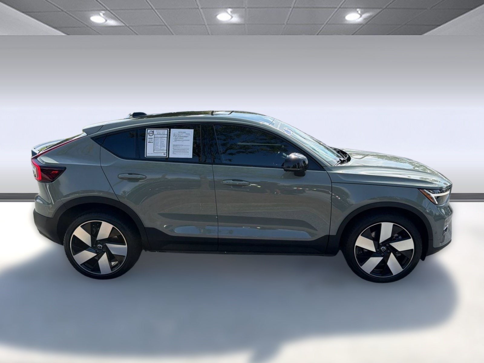 C40 Recharge Pure Electric Ultimate SUV