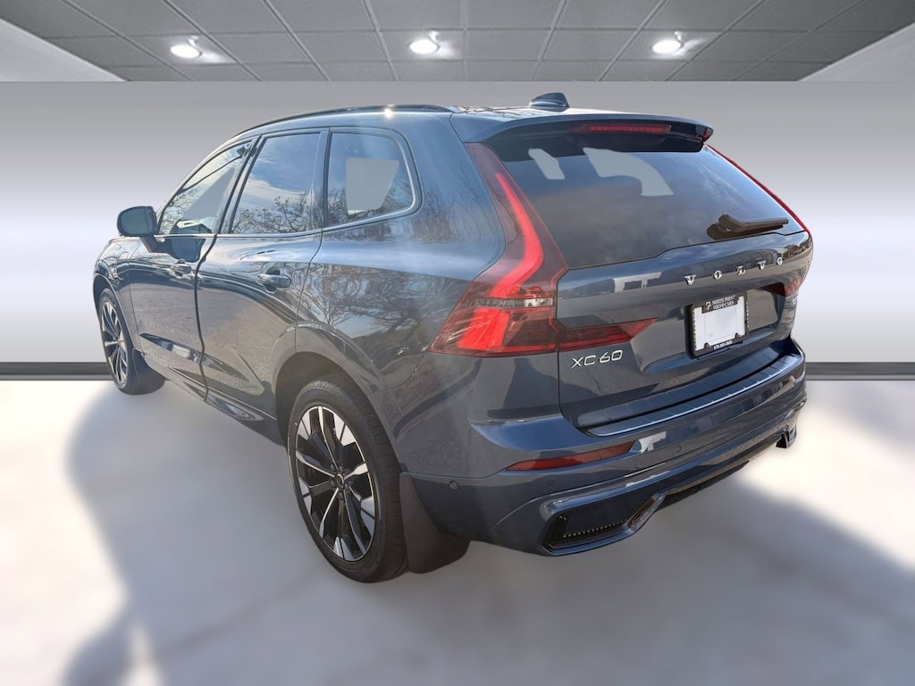 New 2026 Volvo XC60 plug-in hybrid T8 Plus SUV
