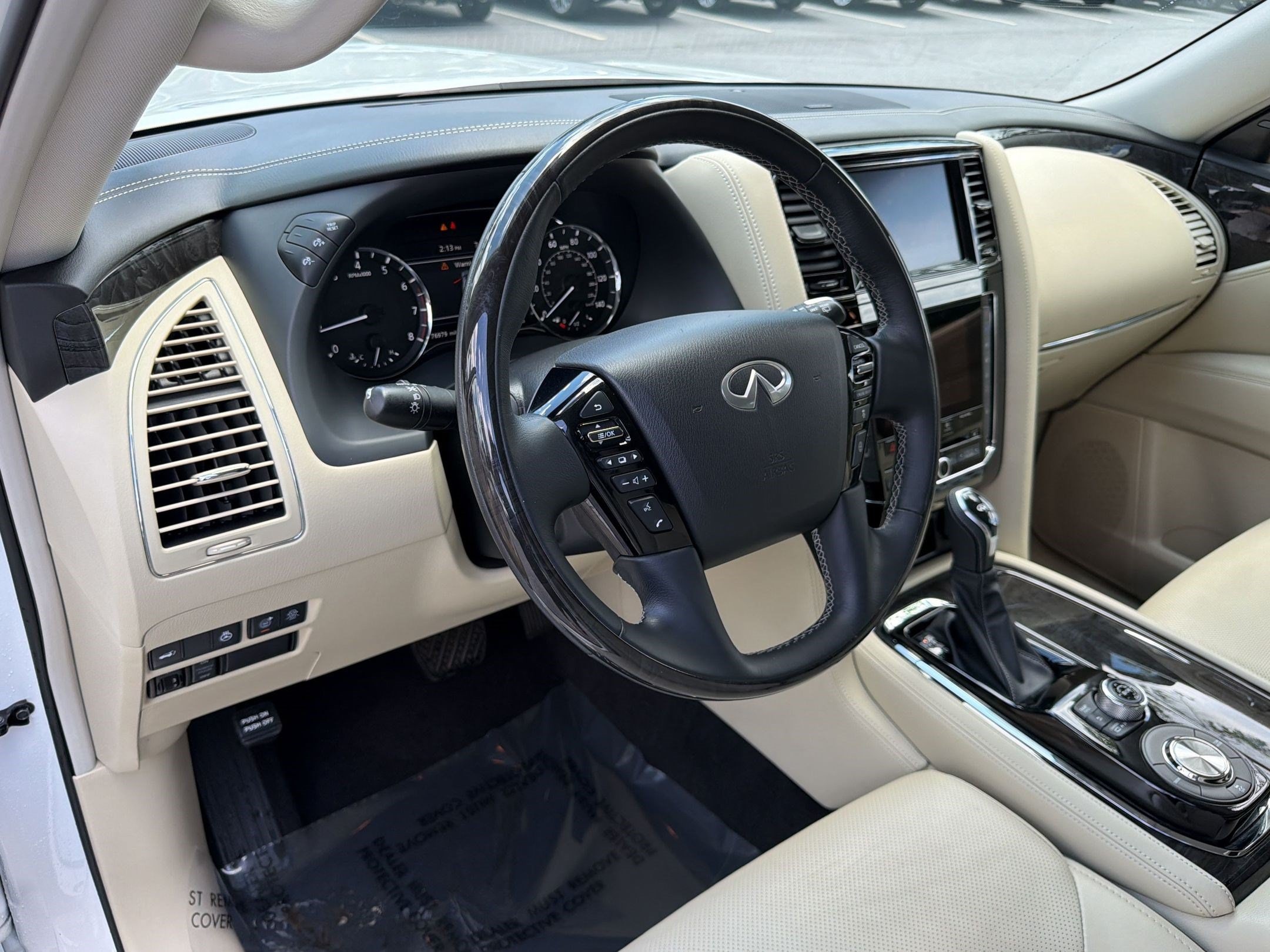 QX80 LUXE SUV