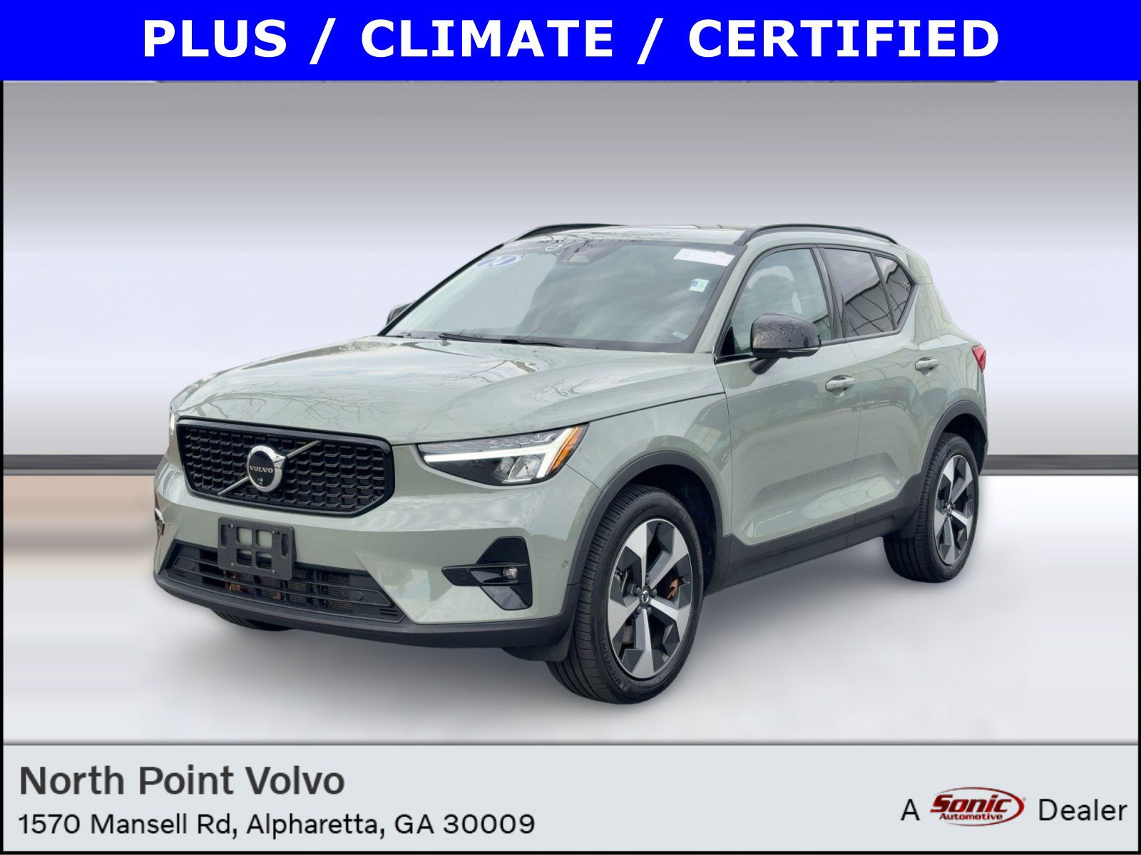 2024 Volvo XC40 Plus's photo
