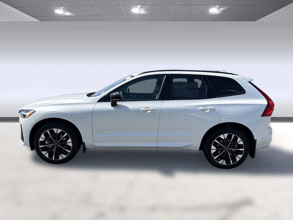 New 2026 Volvo XC60 B5 Plus SUV