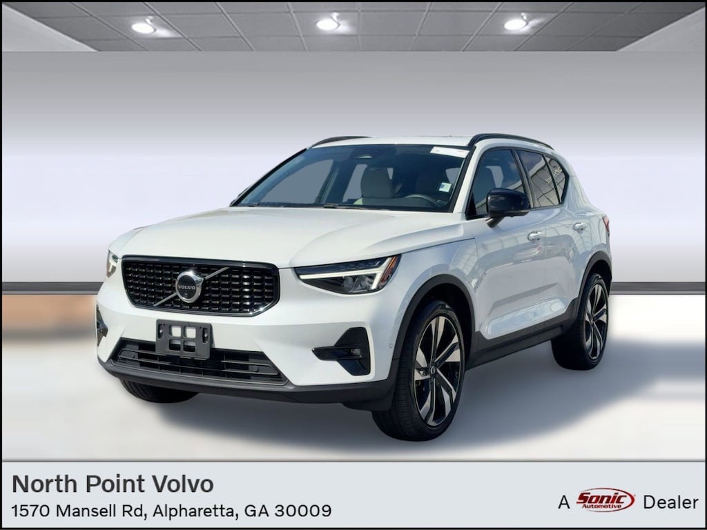 Certified 2023 Volvo XC40 B5 Plus B5 AWD Plus Dark Theme
