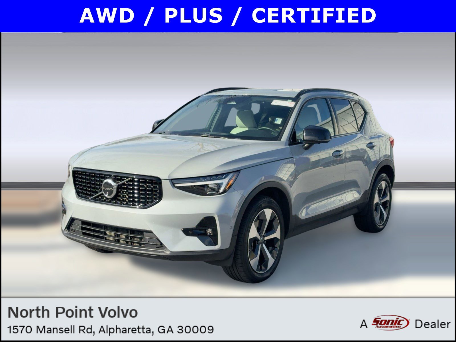 2024 Volvo XC40 Plus's photo