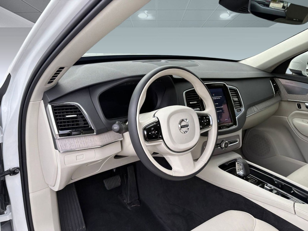 Certified 2024 Volvo XC90 B5 Plus 7 Passenger B5 AWD Plus Bright Theme 7P
