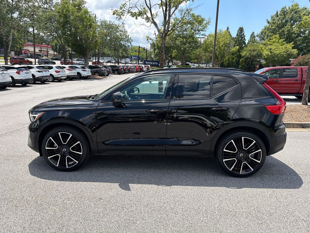 Certified 2024 Volvo XC40 B5 Ultimate SUV