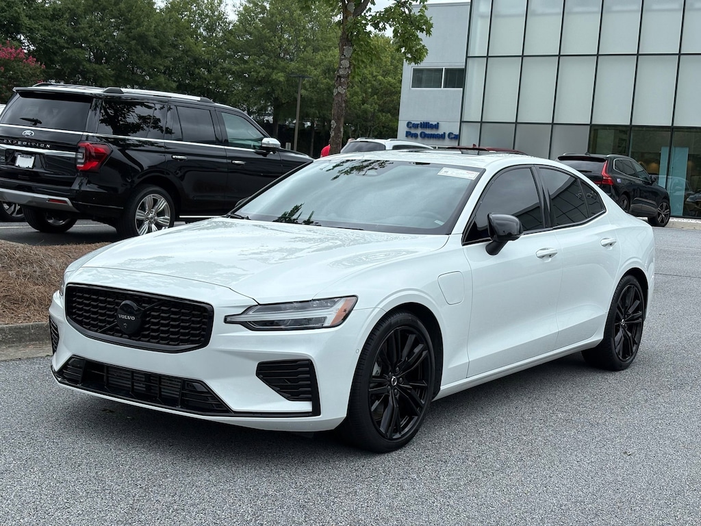 Certified 2024 Volvo S60 Recharge Plug-In Hybrid T8 Ultimate Black Edition T8 eAWD PHEV Ultimate Black Edition