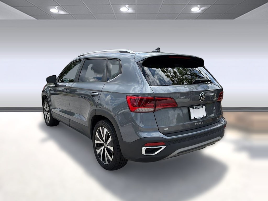 Used 2023 Volkswagen Taos SE SUV