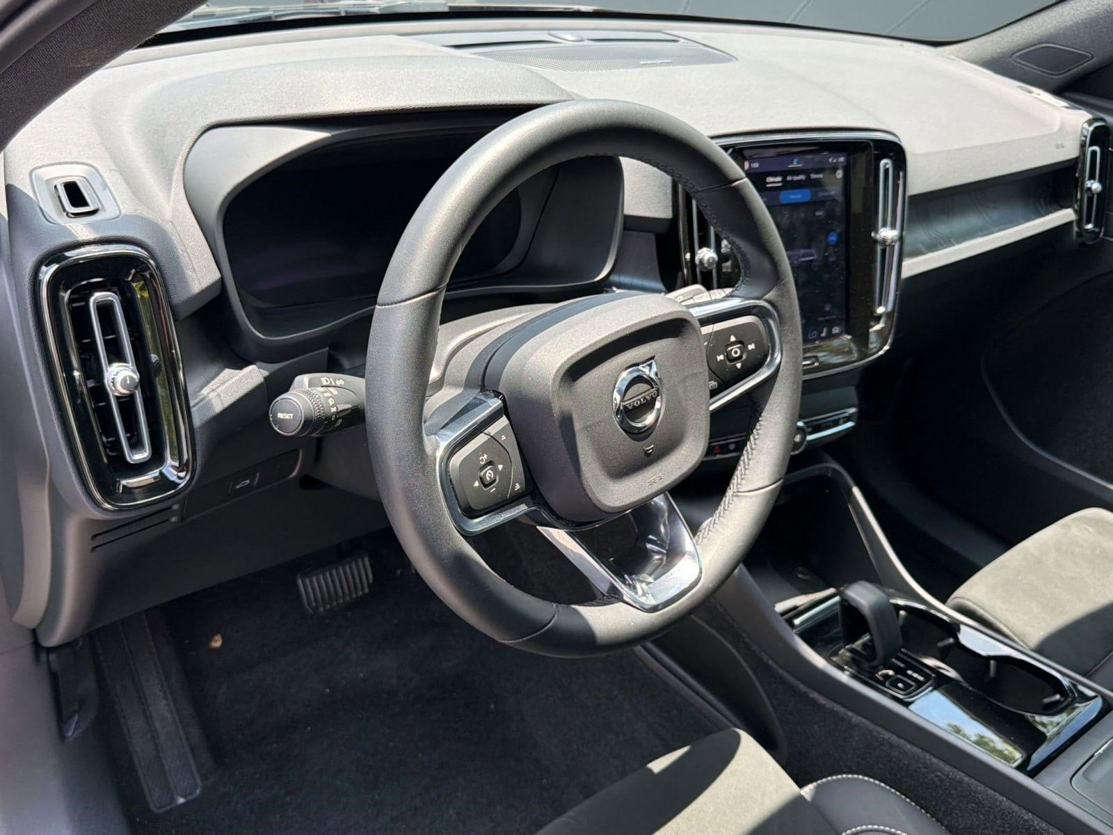 C40 Recharge Pure Electric Ultimate SUV