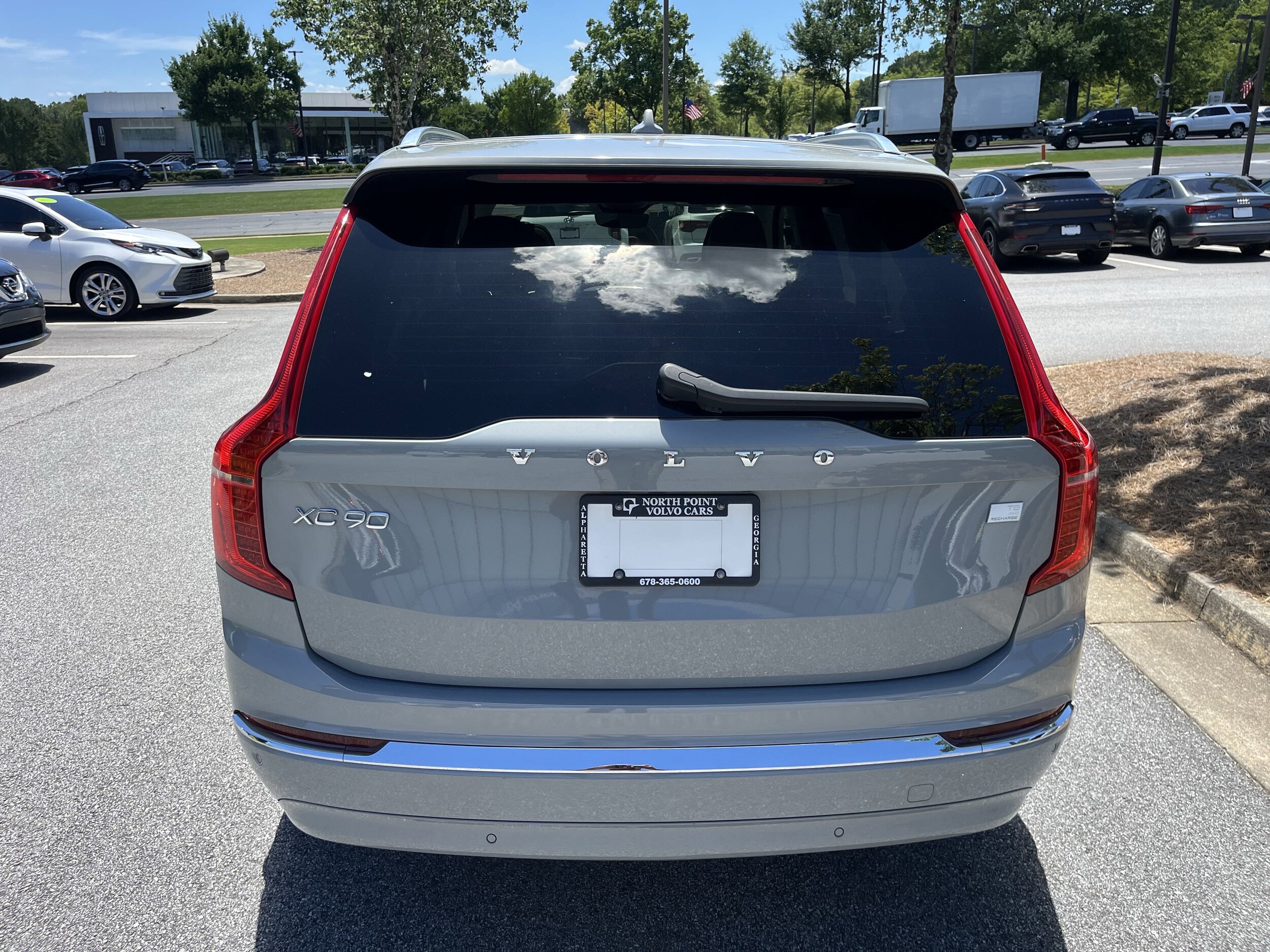 2024 Volvo XC90 Recharge Ultimate T8 AWD photo 3