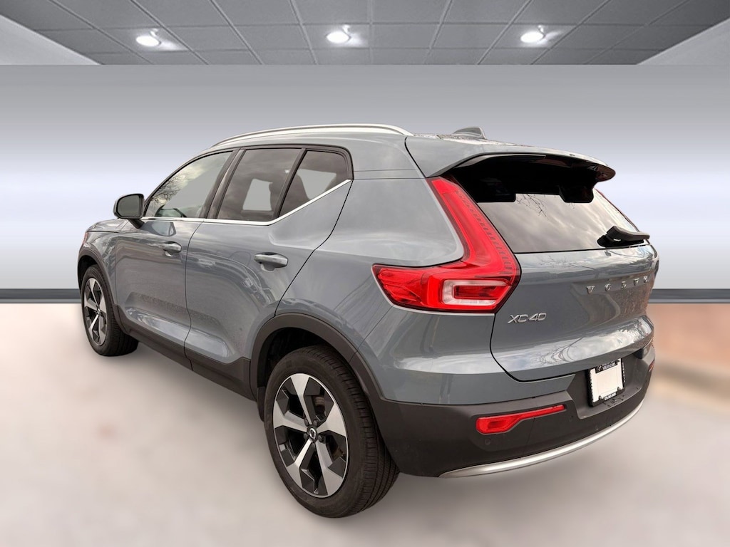 Certified 2023 Volvo XC40 B5 Plus B5 AWD Plus Bright Theme