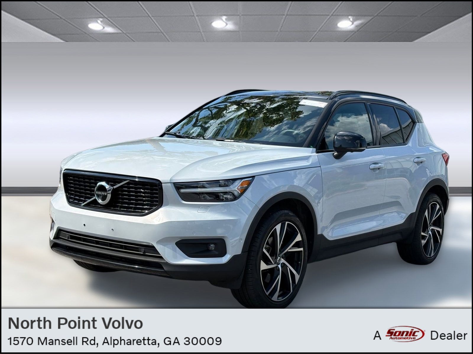 2022 Volvo XC40
