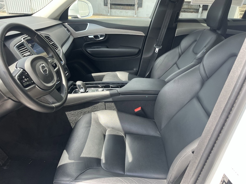 Certified 2024 Volvo XC90 B5 Core 7 Passenger B5 AWD Core Bright Theme 7P