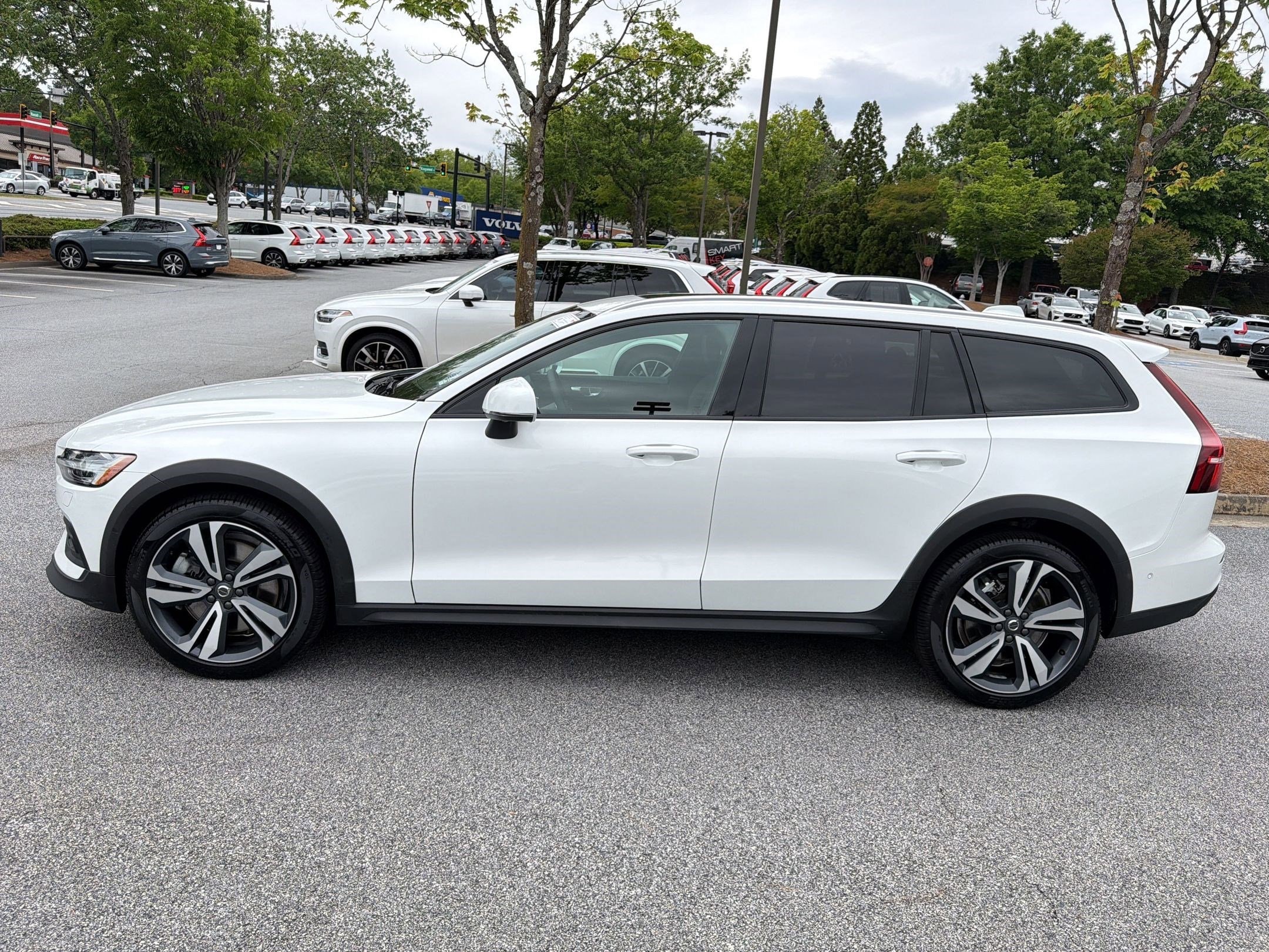 YV4L12WK7S2149816