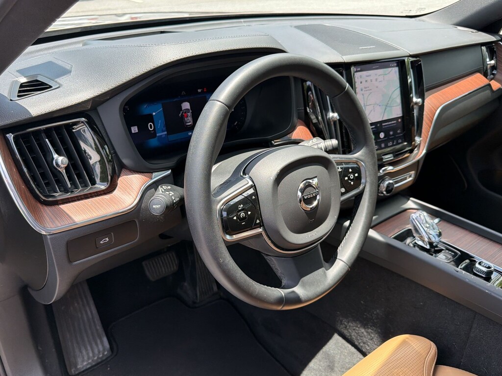 Used 2024 Volvo XC60 B5 Ultimate SUV