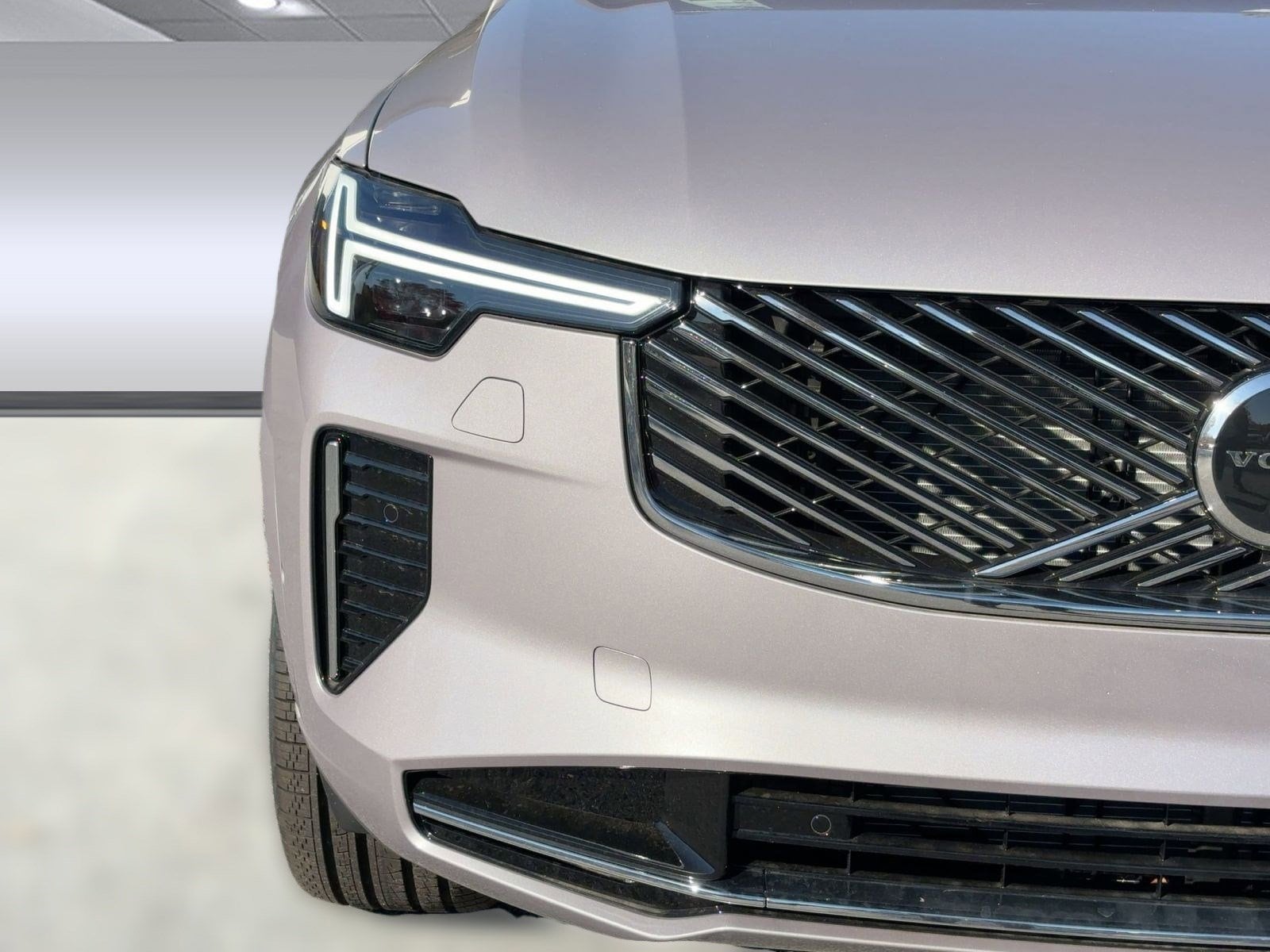 2026 Volvo XC90 Plus - Photo 11