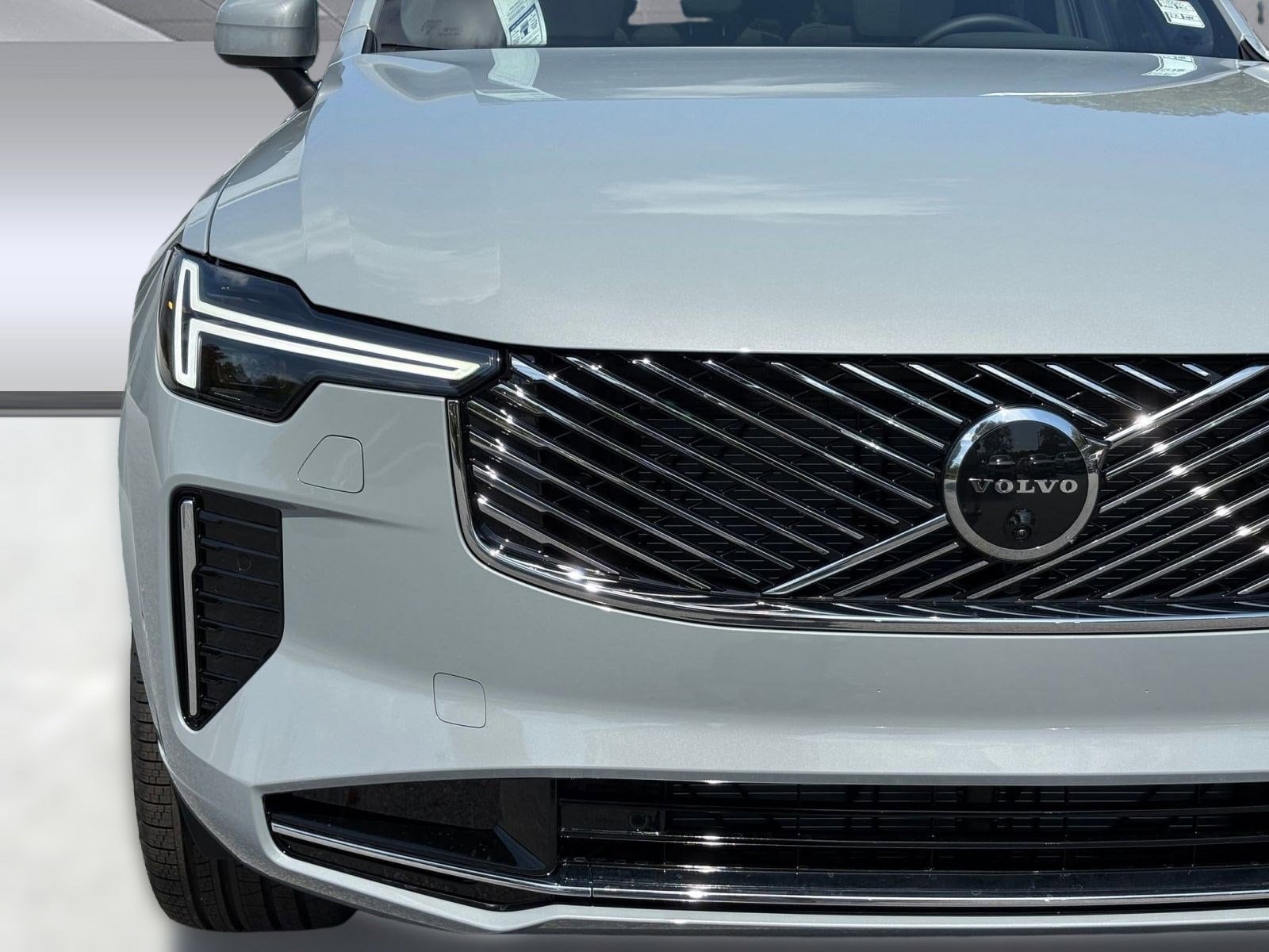 2026 Volvo XC90 Plus - Photo 22