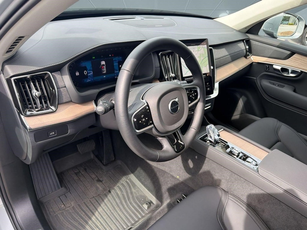Certified 2025 Volvo XC90 B5 Plus 7 Passenger (2025.5) SUV