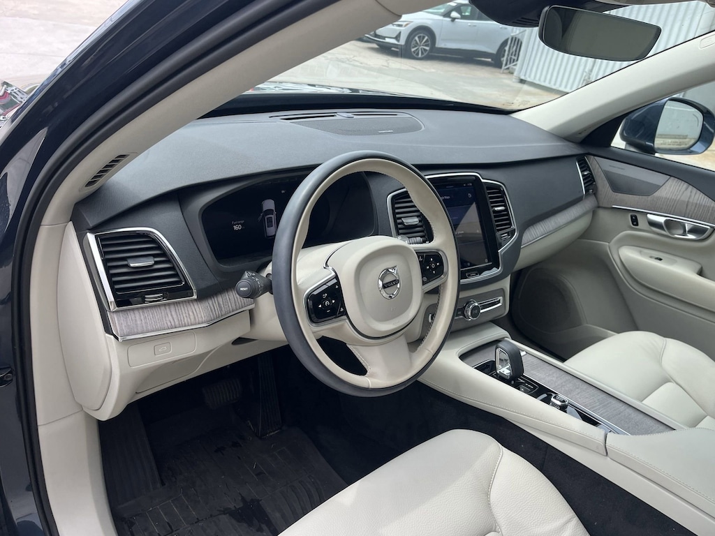 Certified 2024 Volvo XC90 B6 Plus 7 Passenger B6 AWD Plus Bright Theme 7P
